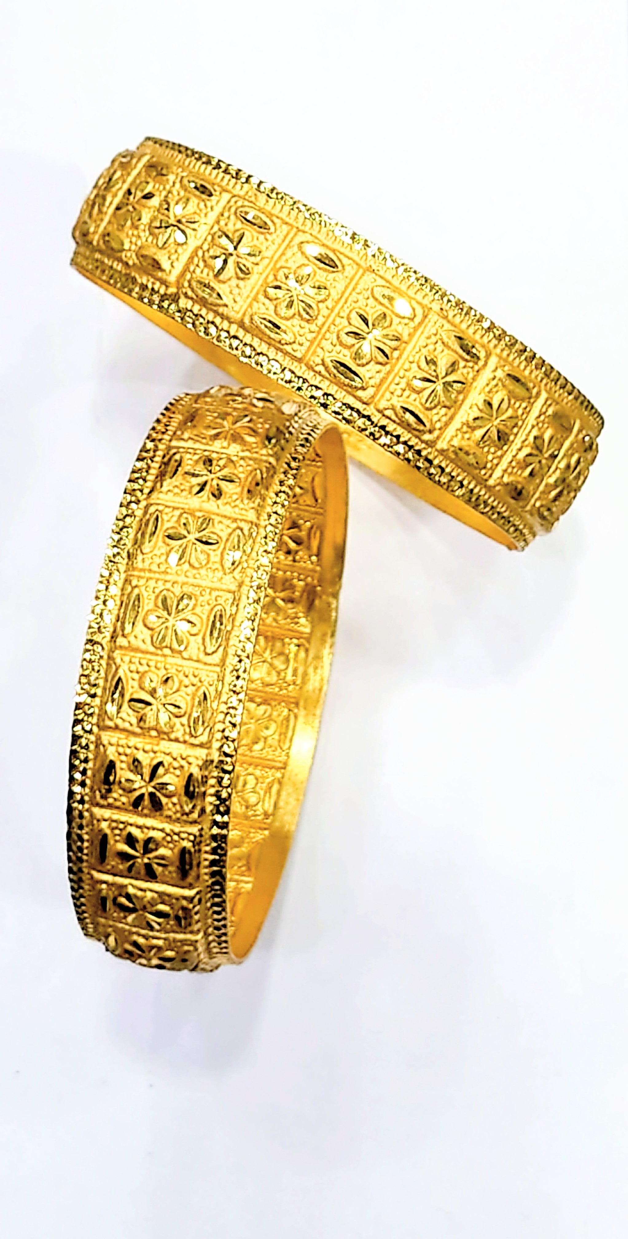 Regular Wear Broad Bangle