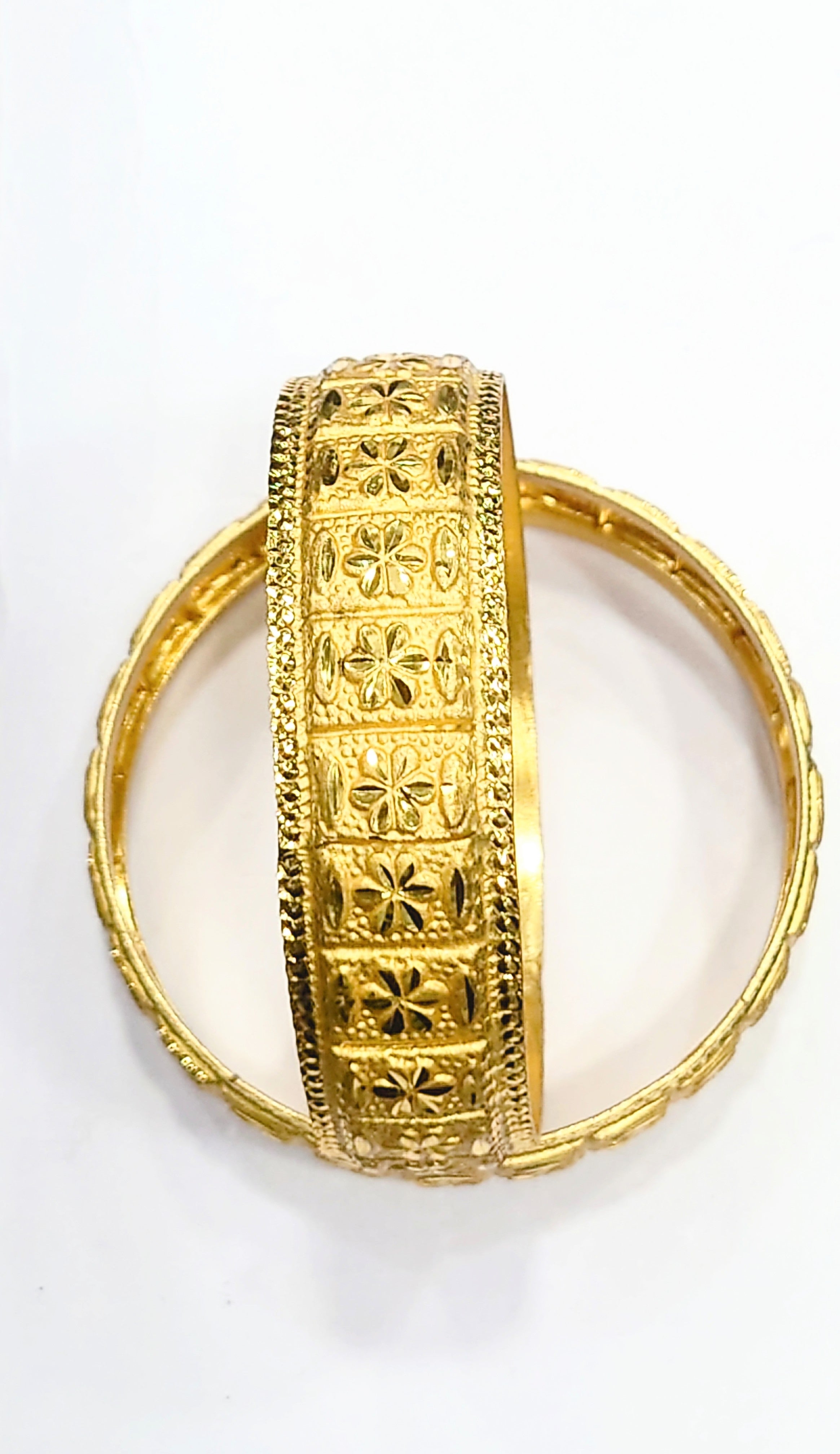Regular Wear Broad Bangle